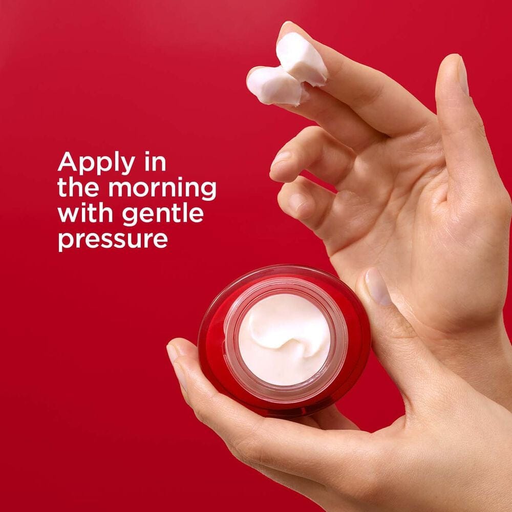 Clarins Moisturiser With SPF Clarins Super Restorative Day Cream SPF15 50ml