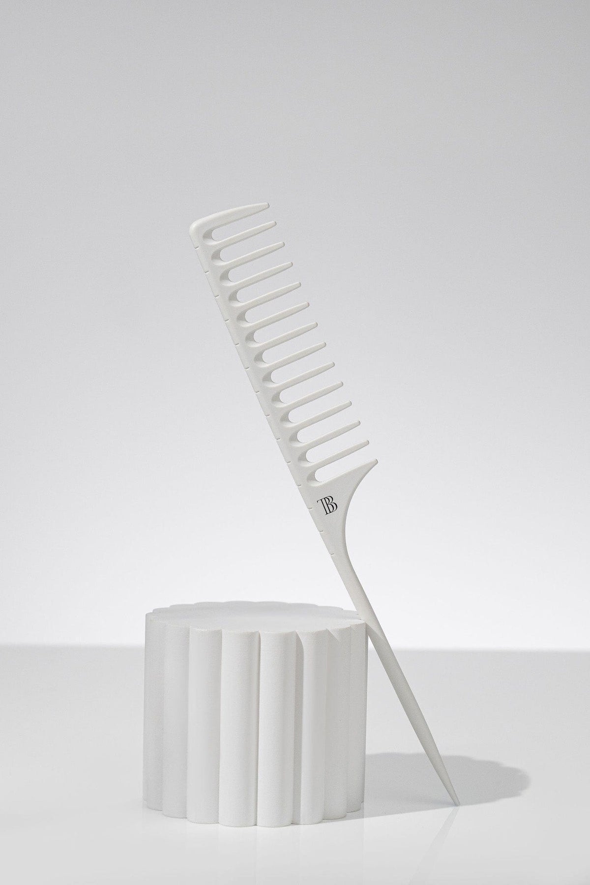 The Belle Brush Comb The Belle Brush Wave Comb