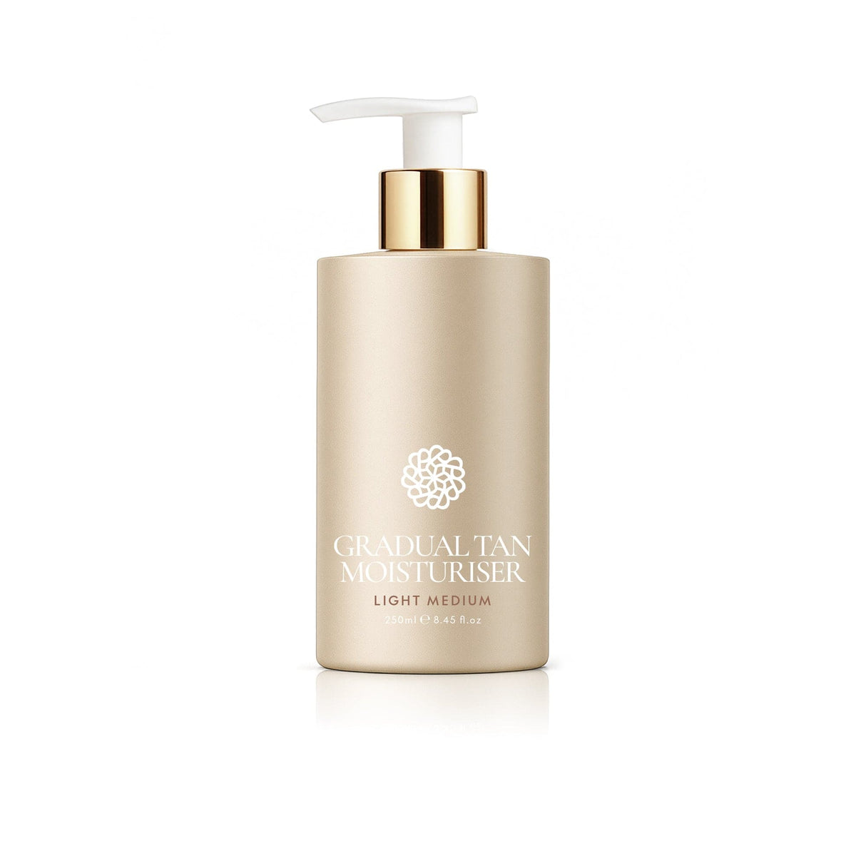 Lisa & Co. Tan LIGHT - MEDIUM Lisa & Co. Gradual Tan Moisturiser