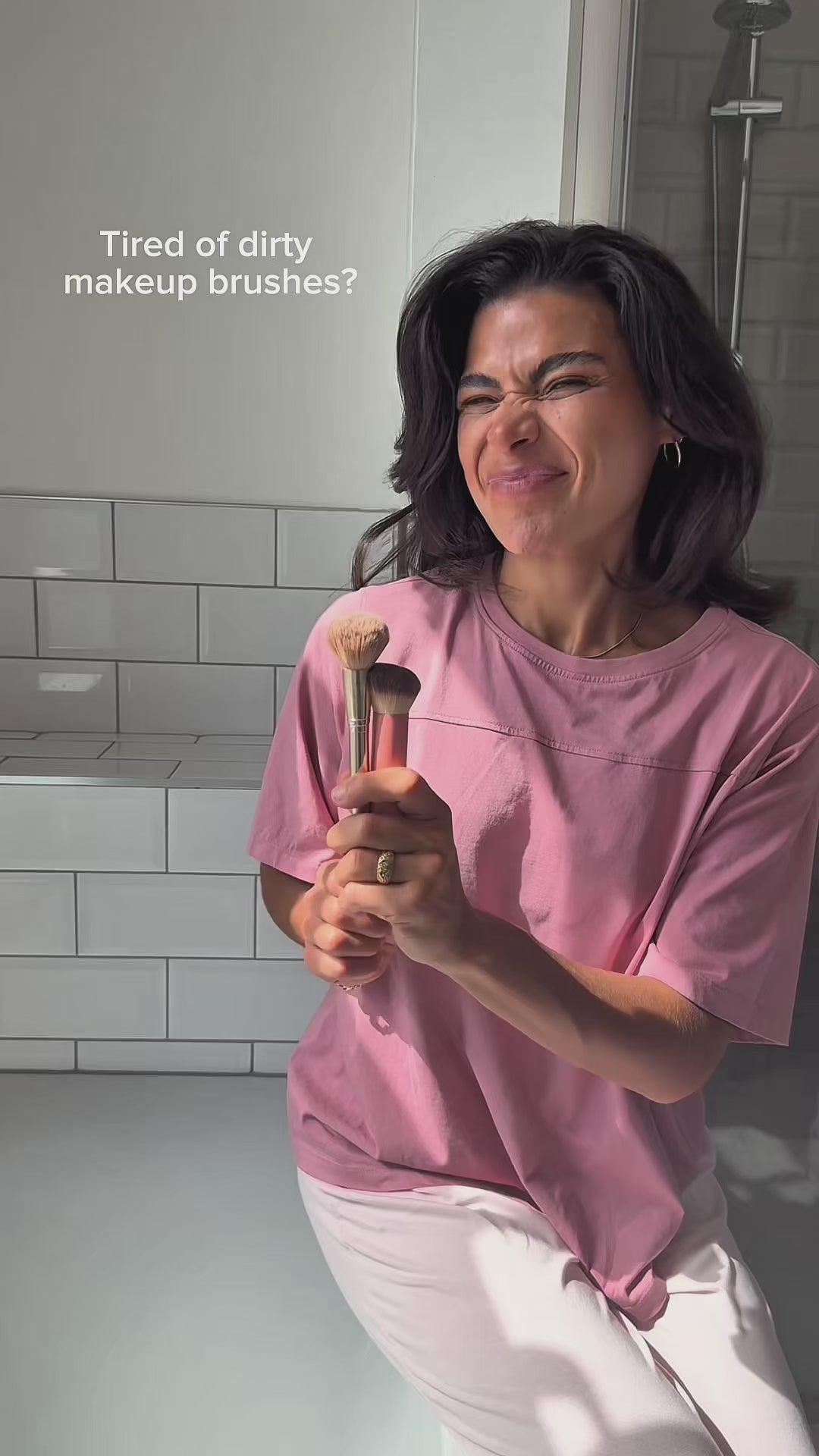 Ella & Jo Squeaky Clean Brush Cleaner 200ml